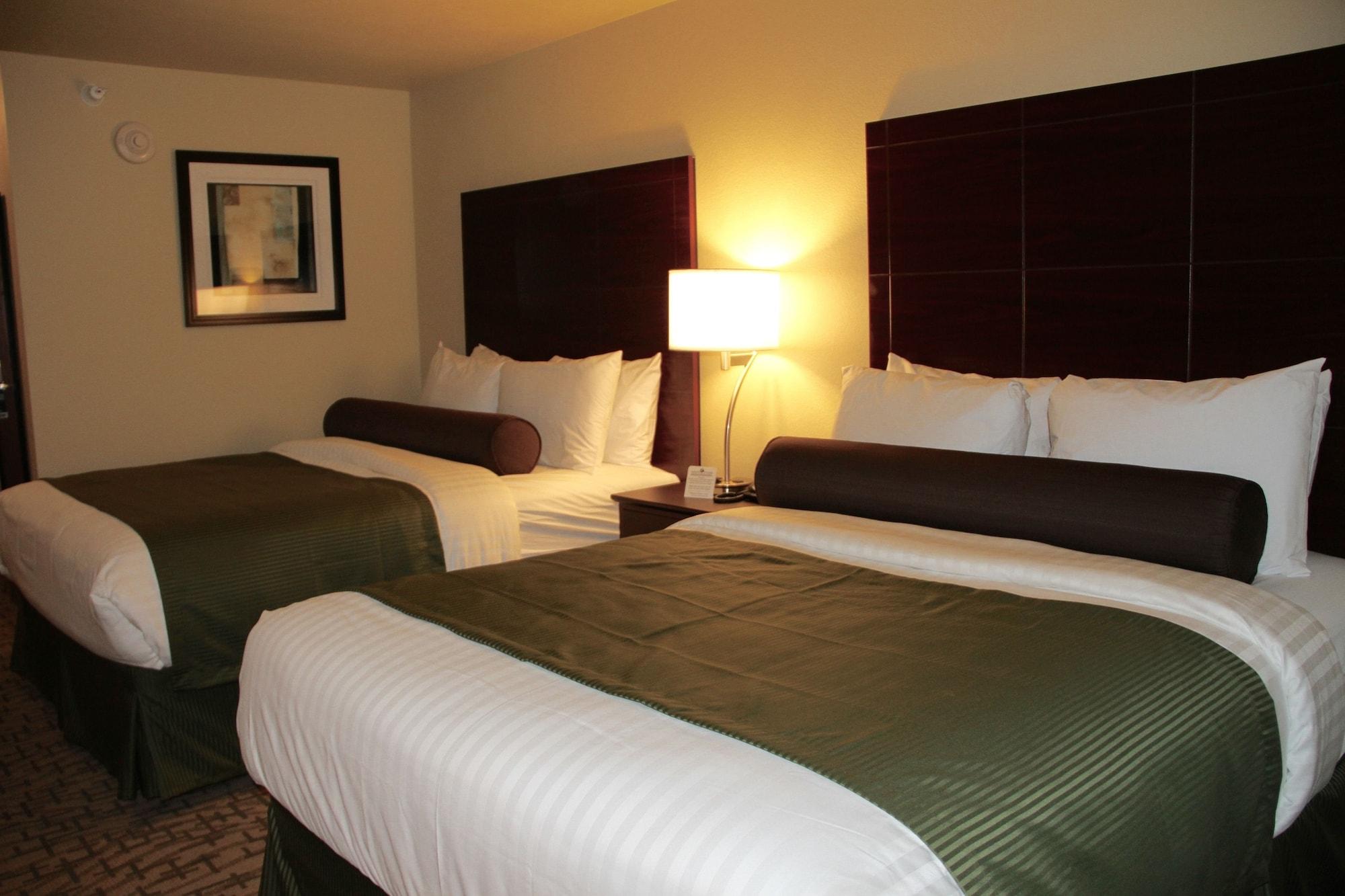 Cobblestone Hotel & Suites - เดวิลส์เลค ภายนอก รูปภาพ