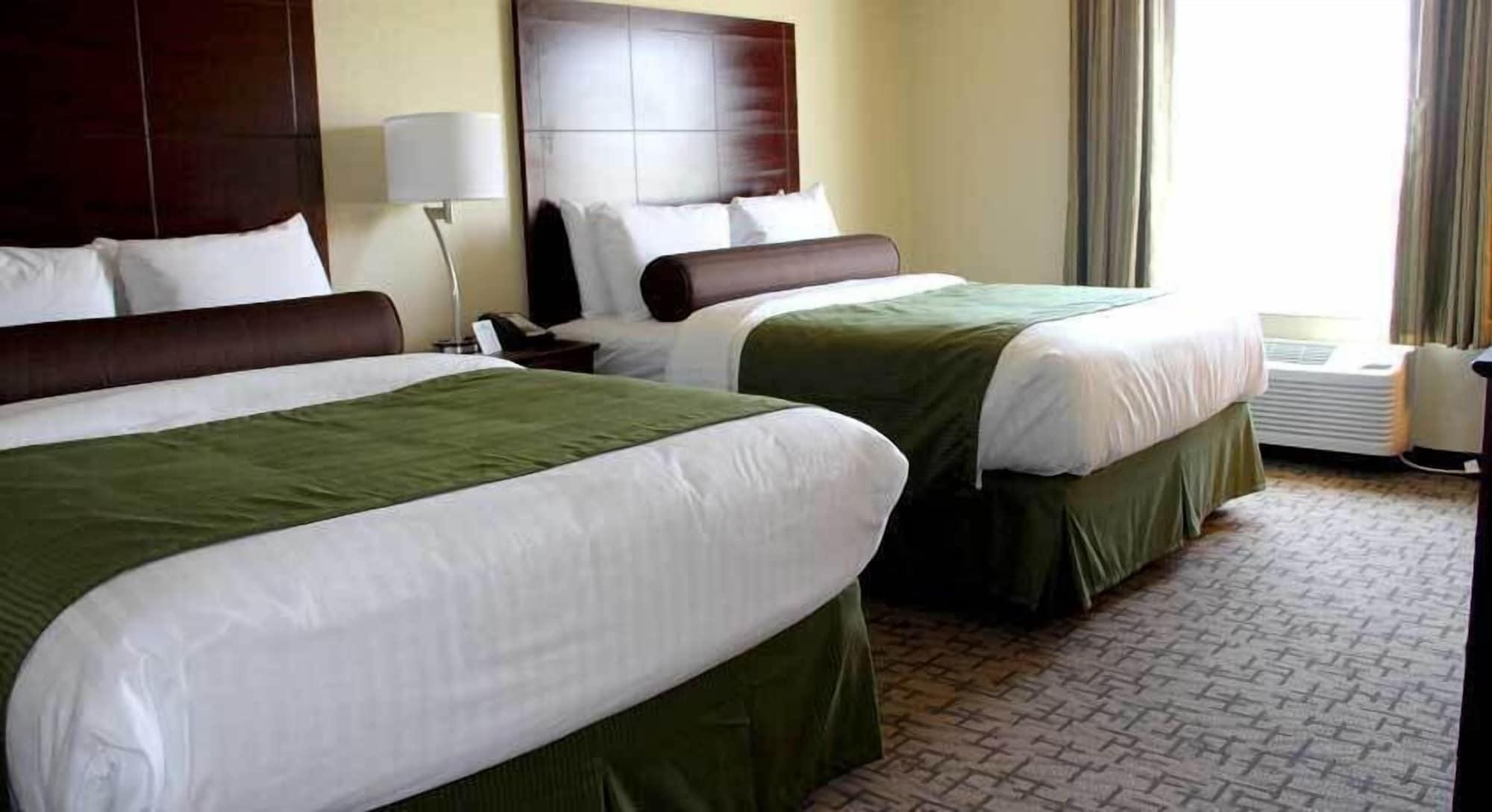 Cobblestone Hotel & Suites - เดวิลส์เลค ภายนอก รูปภาพ