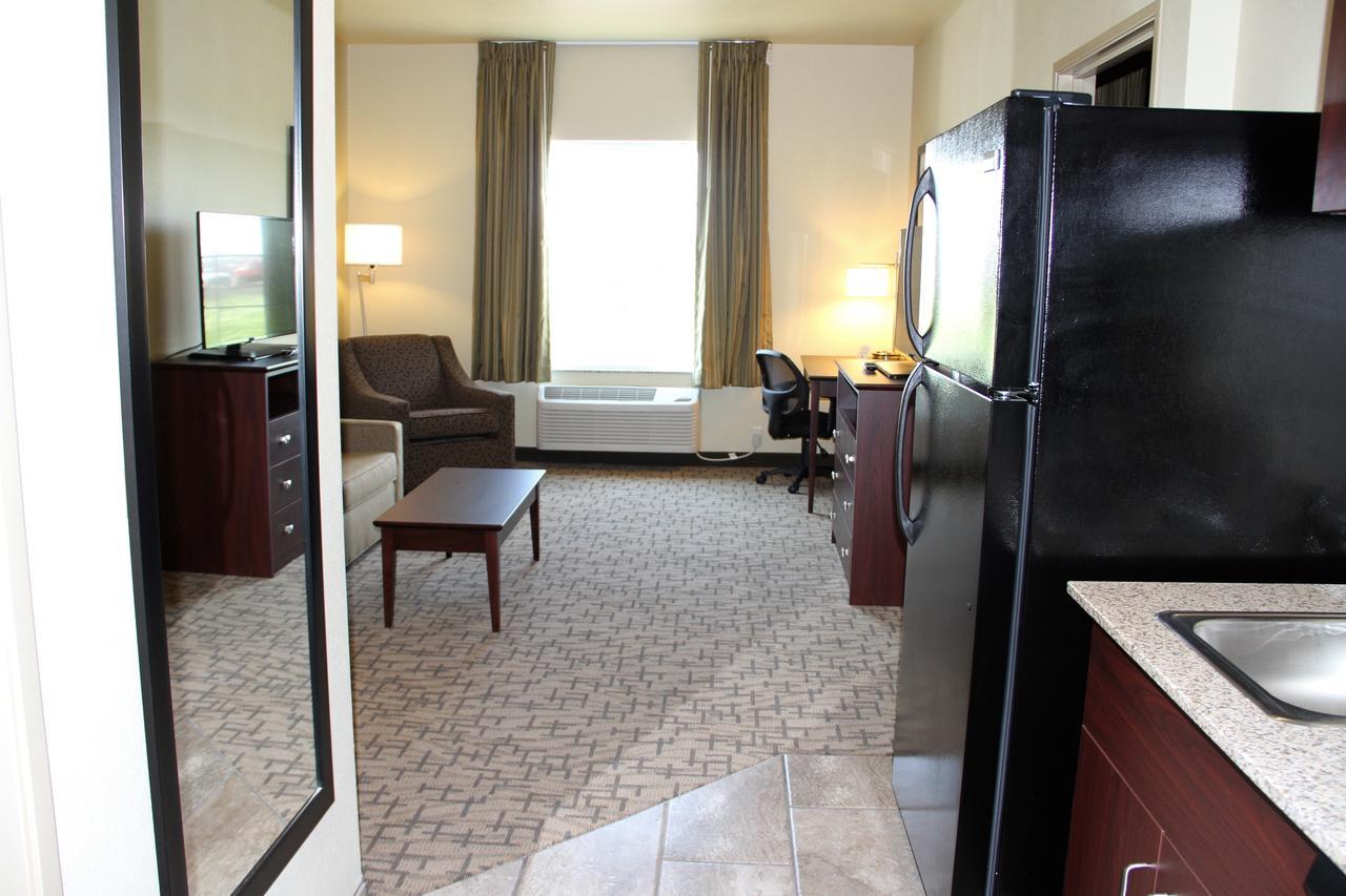 Cobblestone Hotel & Suites - เดวิลส์เลค ภายนอก รูปภาพ
